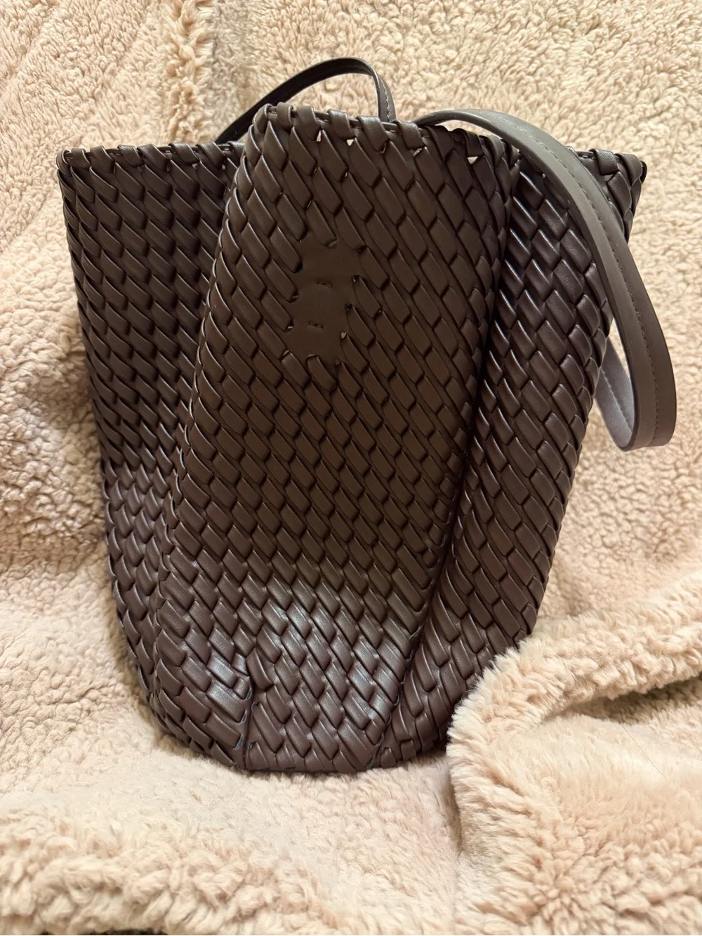 ZARA Braided Woven Bucket Bag Chocolate Brown Shoulder Bag